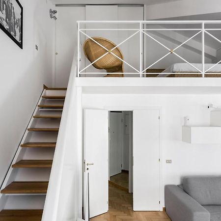 Living Brera, A Unique Experience - Vicolo Fiori Apartment Milan Bagian luar foto